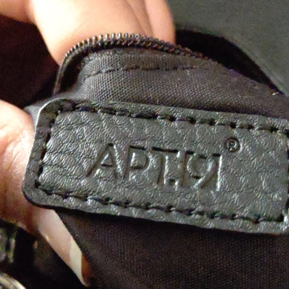 Two purses - Picture 6 of 8